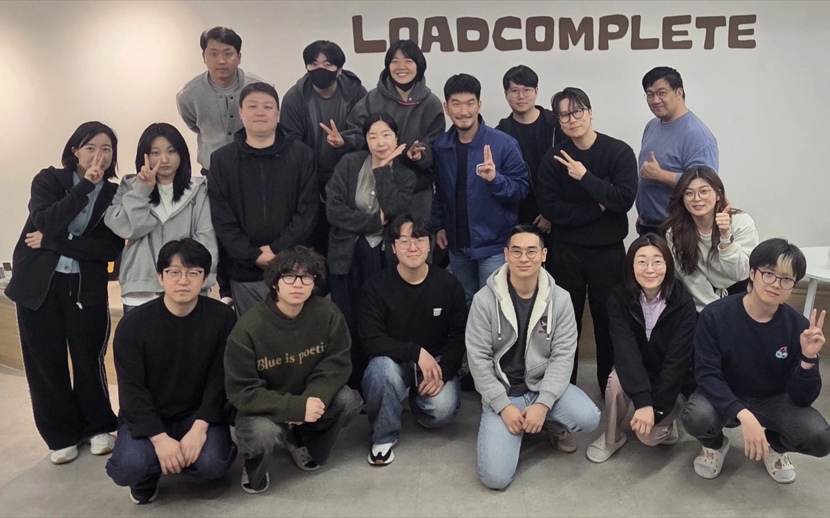 Loadcomplete 팀과 진행한 클로드 코드 부트캠프 — 18명 단체 사진